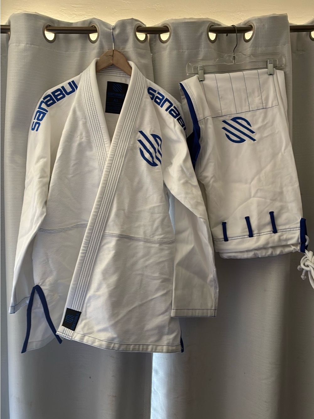 Sanabul White and Blue Jiu-Jitsu Gi martial arts A3